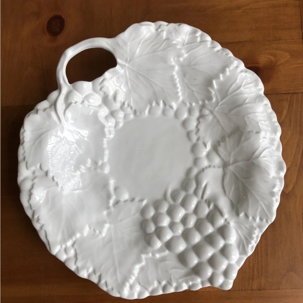 VTG Majolica 11” Serving Plate Platter Grapes & Leaves Made in Portugal